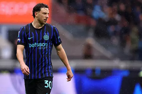 وسط غضب إنتر.. روما ويوفنتوس يتنافسان على ضم أوجوستو